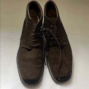 Salvatore Ferragamo Brown Chukka Boots Suede Lace-Up